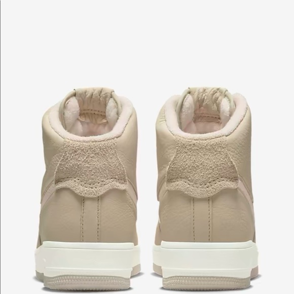 New Nike Air Force One Sculpt - Picture 3 of 6